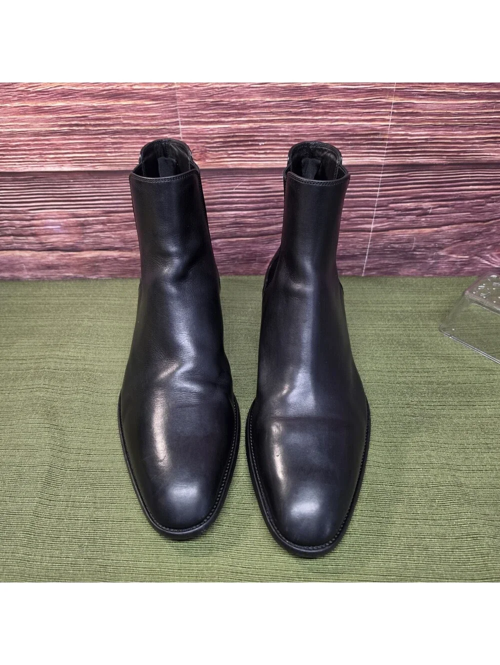 Saint Laurent Wyatt Chelsea Boots 43.5 Black Leather Elastic Side Italy
